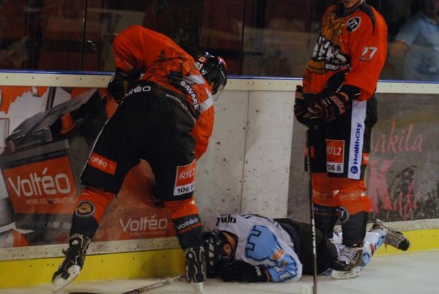 Photo hockey match Bordeaux - Tours  le 22/10/2013