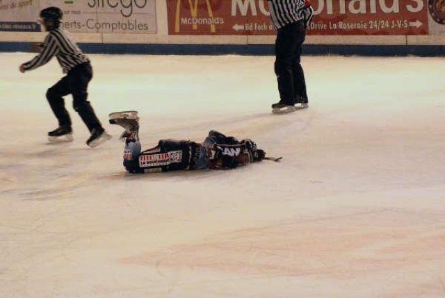 Photo hockey match Angers  - Epinal  le 29/11/2008