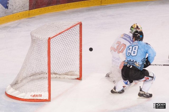 Photo hockey match Tours  - Amnéville le 26/10/2013