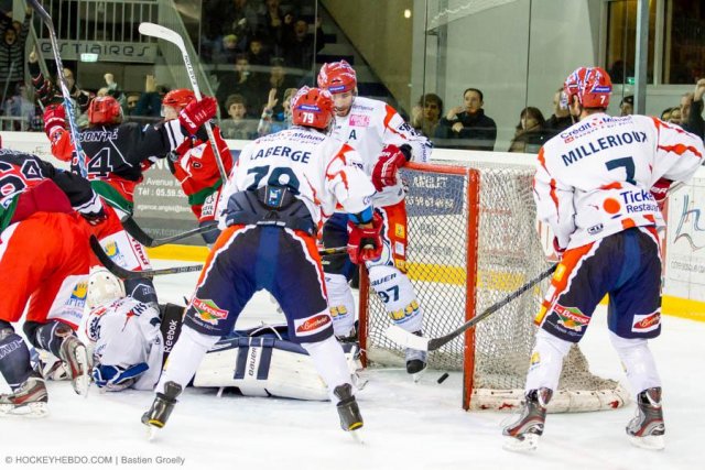 Photo hockey match Anglet - Lyon le 31/10/2013