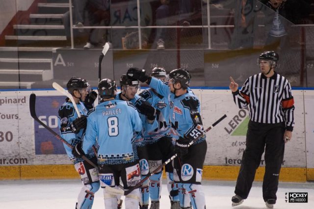 Photo hockey match Tours  - Valence le 09/11/2013