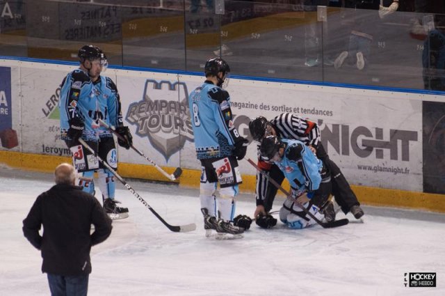 Photo hockey match Tours  - Valence le 09/11/2013