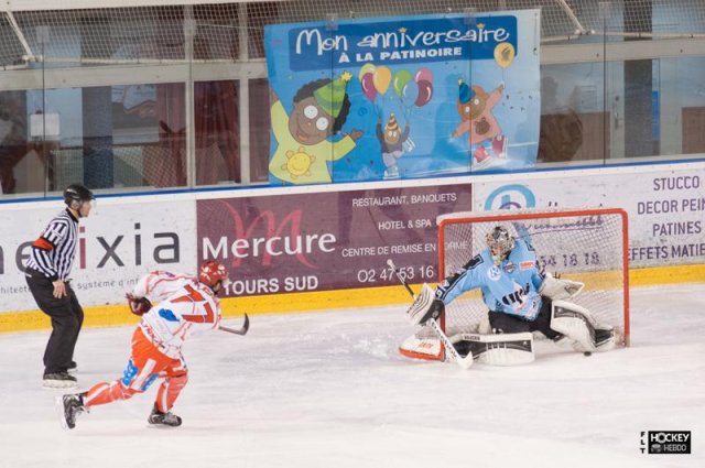 Photo hockey match Tours  - Valence le 09/11/2013