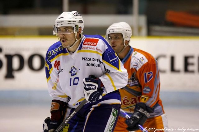 Photo hockey match Clermont-Ferrand II - Avignon le 09/11/2013
