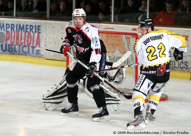 Briançon  4 - 0 Rouen