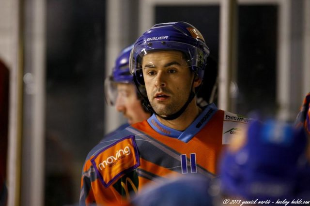 Photo hockey match Clermont-Ferrand - Cergy-Pontoise le 16/11/2013