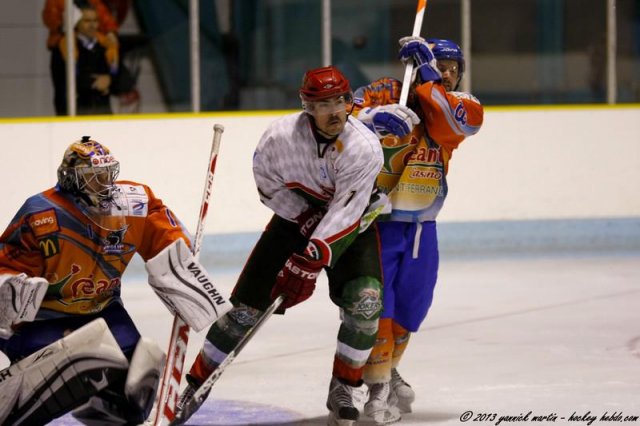 Photo hockey match Clermont-Ferrand - Cergy-Pontoise le 16/11/2013