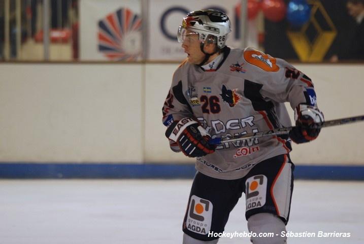 Angers  2 - 5 Grenoble 