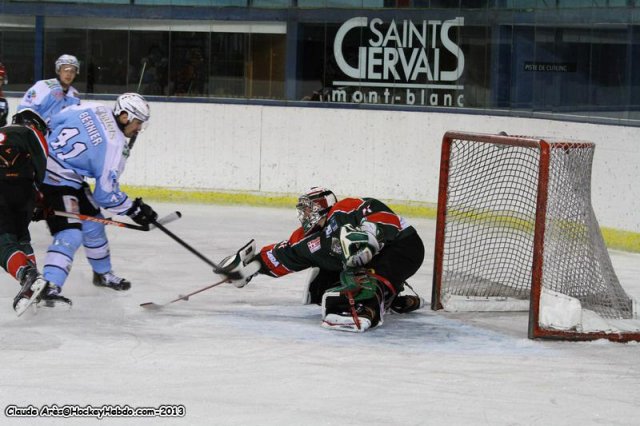 Photo hockey match Mont-Blanc - Briançon  le 20/11/2013