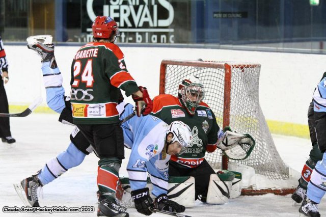 Photo hockey match Mont-Blanc - Briançon  le 20/11/2013