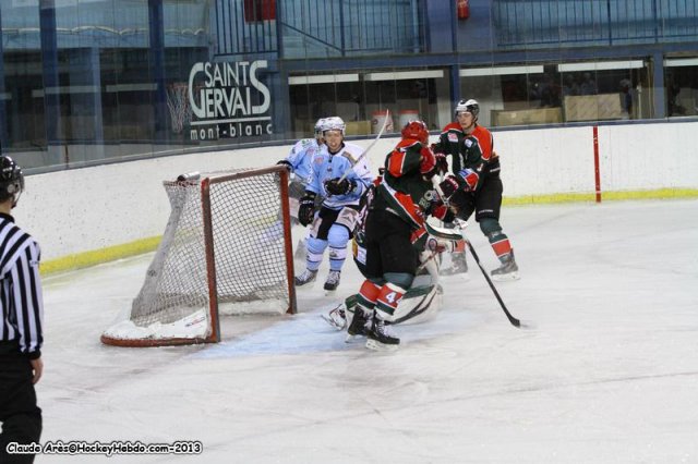 Photo hockey match Mont-Blanc - Briançon  le 20/11/2013