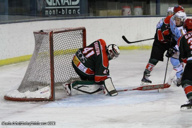 Photo hockey match Mont-Blanc - Briançon  le 20/11/2013