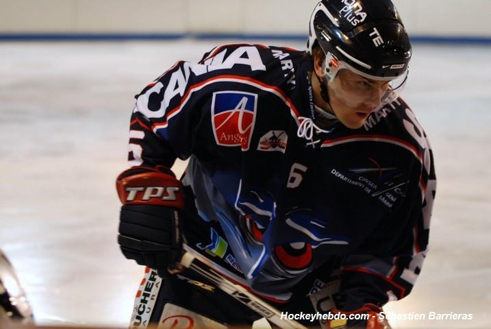 Angers  2 - 5 Grenoble 