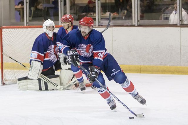 Photo hockey match Evry  - Courchevel-Méribel-Pralognan le 23/11/2013