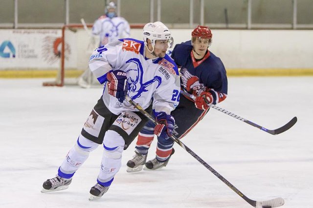 Photo hockey match Evry  - Courchevel-Méribel-Pralognan le 23/11/2013