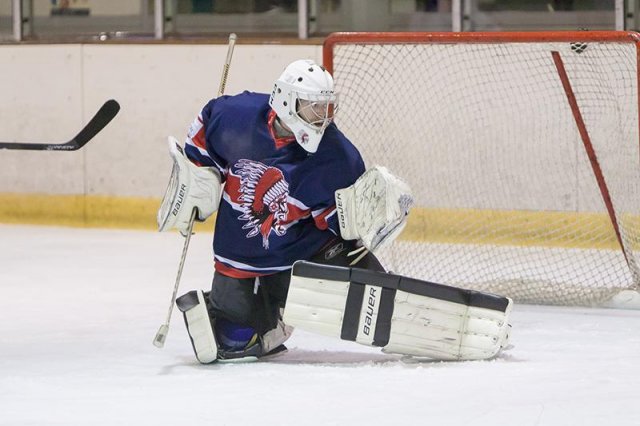 Photo hockey match Evry  - Courchevel-Méribel-Pralognan le 23/11/2013