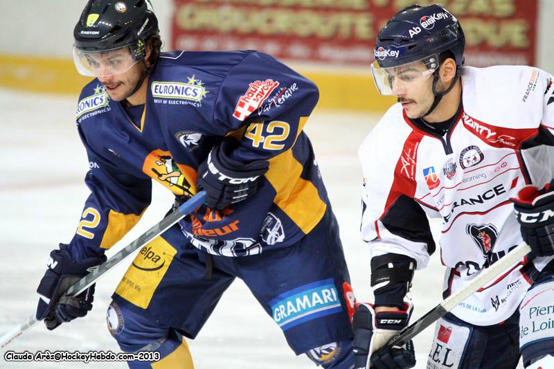 Chamonix  3 - 4 Angers 