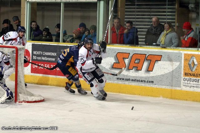 Photo hockey match Chamonix  - Angers  le 26/11/2013