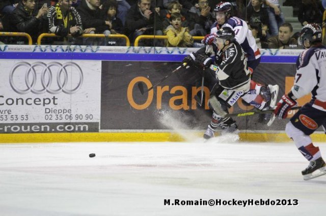 Photo hockey match Rouen - Grenoble  le 29/11/2013