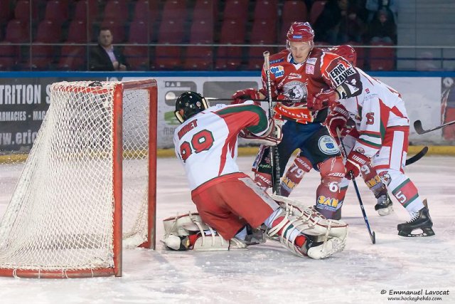 Photo hockey match Lyon - Courbevoie  le 30/11/2013