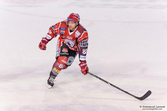 Photo hockey match Lyon - Courbevoie  le 30/11/2013