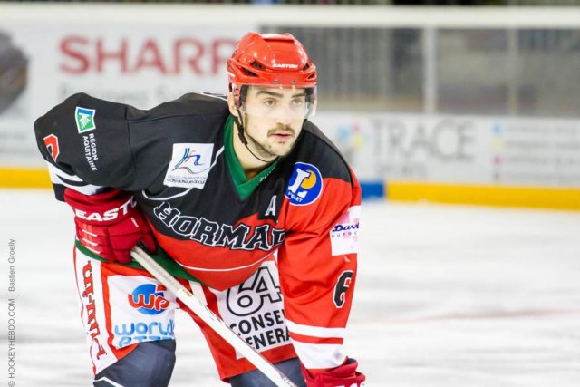 Photo hockey match Anglet - Mont-Blanc le 30/11/2013