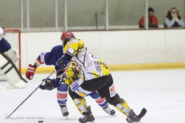 Photo hockey match Evry  - Chambéry le 07/12/2013