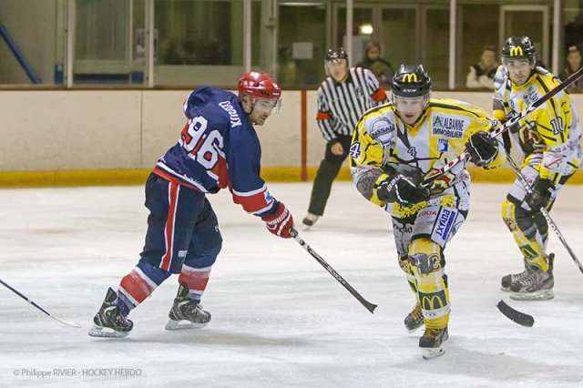 Photo hockey match Evry  - Chambéry le 07/12/2013
