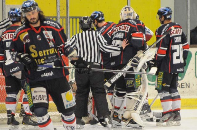 Photo hockey match Caen  - Morzine-Avoriaz le 07/12/2013