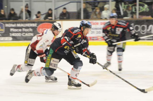 Photo hockey match Caen  - Morzine-Avoriaz le 07/12/2013