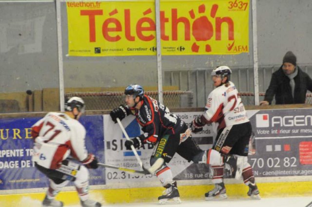 Photo hockey match Caen  - Morzine-Avoriaz le 07/12/2013