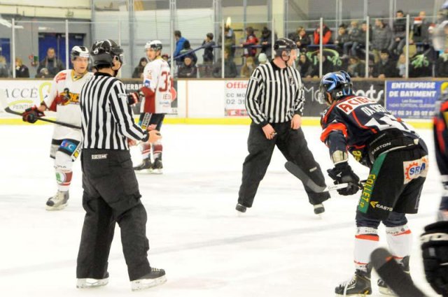 Photo hockey match Caen  - Morzine-Avoriaz le 07/12/2013