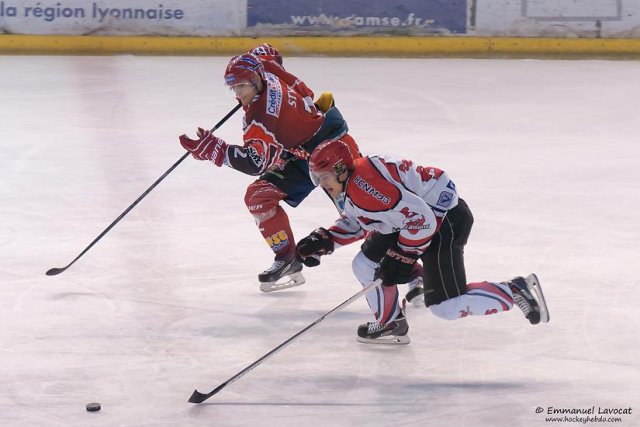 Photo hockey match Lyon - Neuilly/Marne le 13/12/2013