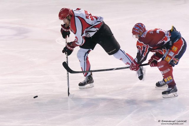 Photo hockey match Lyon - Neuilly/Marne le 13/12/2013