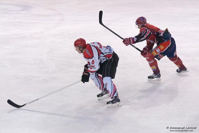 Photo hockey match Lyon - Neuilly/Marne le 13/12/2013