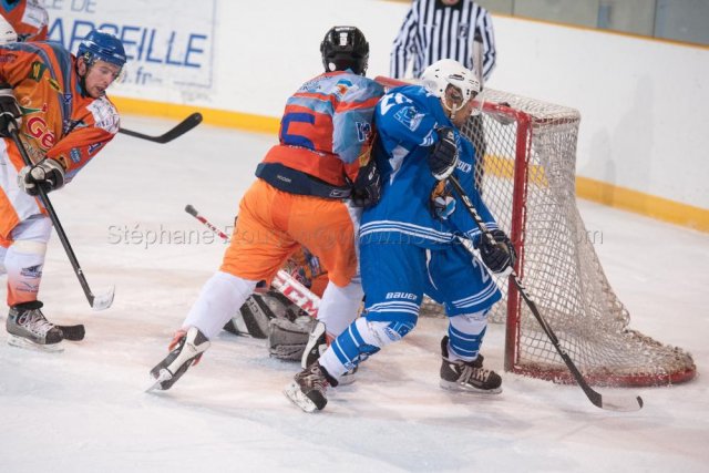 Photo hockey match Marseille - Clermont-Ferrand II le 07/12/2013