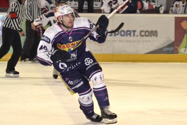 Photo hockey match Epinal  - Grenoble  le 14/12/2013