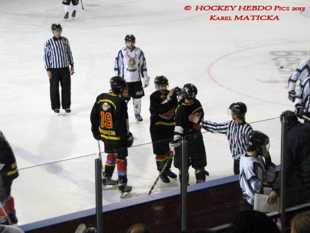 Photo hockey match Besançon - Dammarie-les-Lys le 21/12/2013