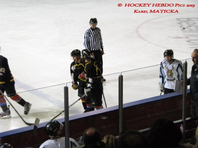 Photo hockey match Besançon - Dammarie-les-Lys le 21/12/2013