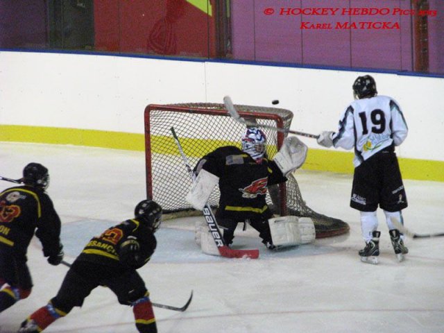 Photo hockey match Besançon - Dammarie-les-Lys le 21/12/2013