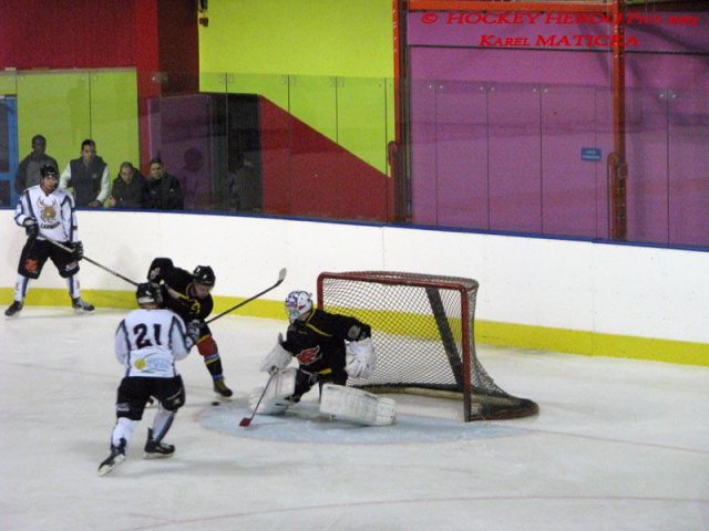 Photo hockey match Besançon - Dammarie-les-Lys le 21/12/2013