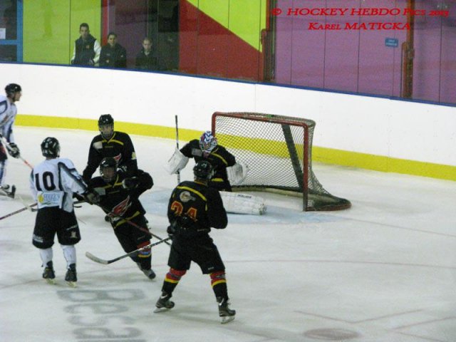 Photo hockey match Besançon - Dammarie-les-Lys le 21/12/2013