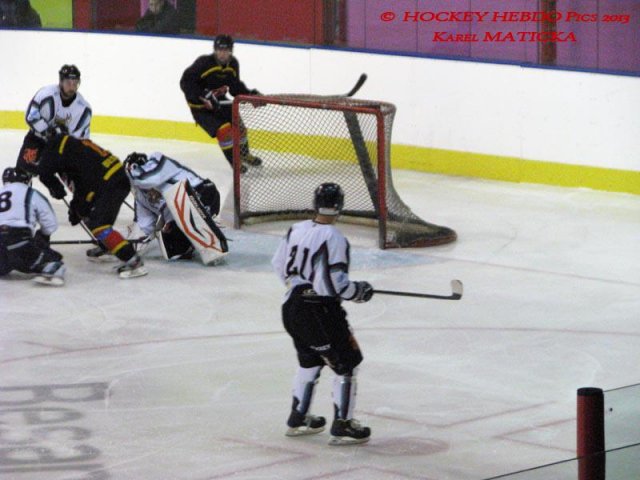 Photo hockey match Besançon - Dammarie-les-Lys le 21/12/2013
