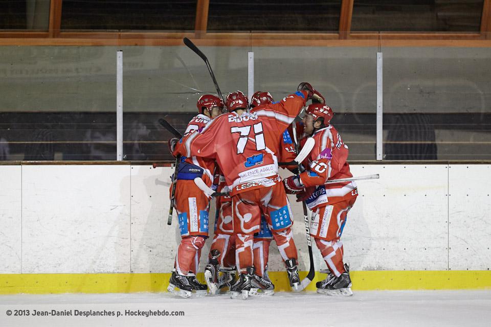 Valence 5 - 3 Asnières