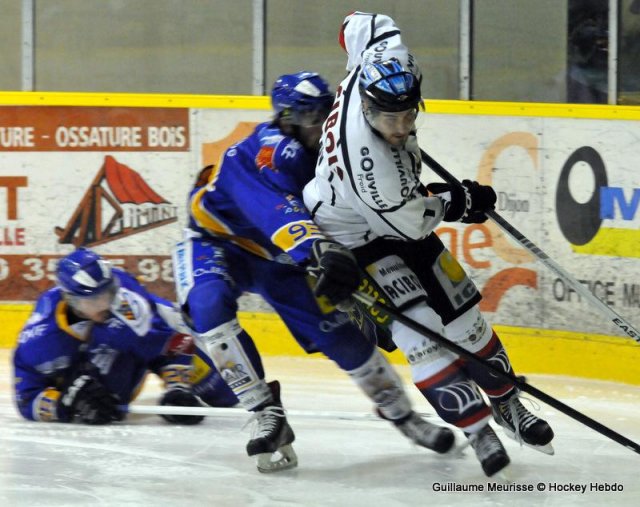Photo hockey match Dijon  - Caen  le 23/12/2013