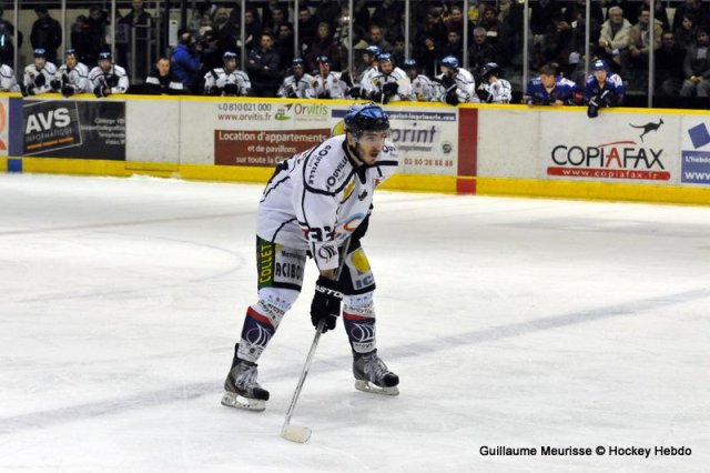 Photo hockey match Dijon  - Caen  le 23/12/2013