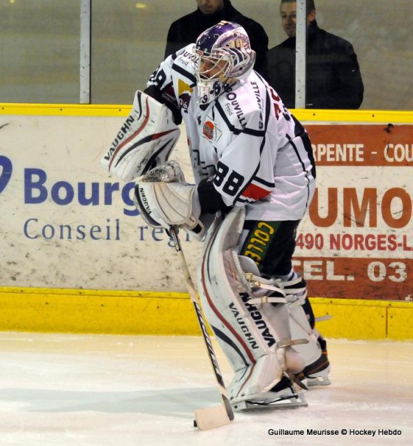 Photo hockey match Dijon  - Caen  le 23/12/2013