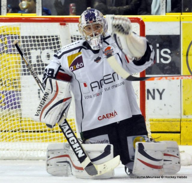 Photo hockey match Dijon  - Caen  le 23/12/2013