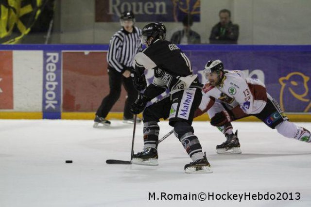 Photo hockey match Rouen - Morzine-Avoriaz le 23/12/2013