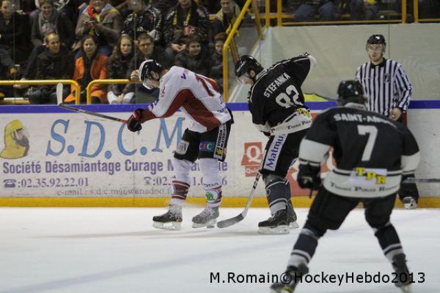 Photo hockey match Rouen - Morzine-Avoriaz le 23/12/2013